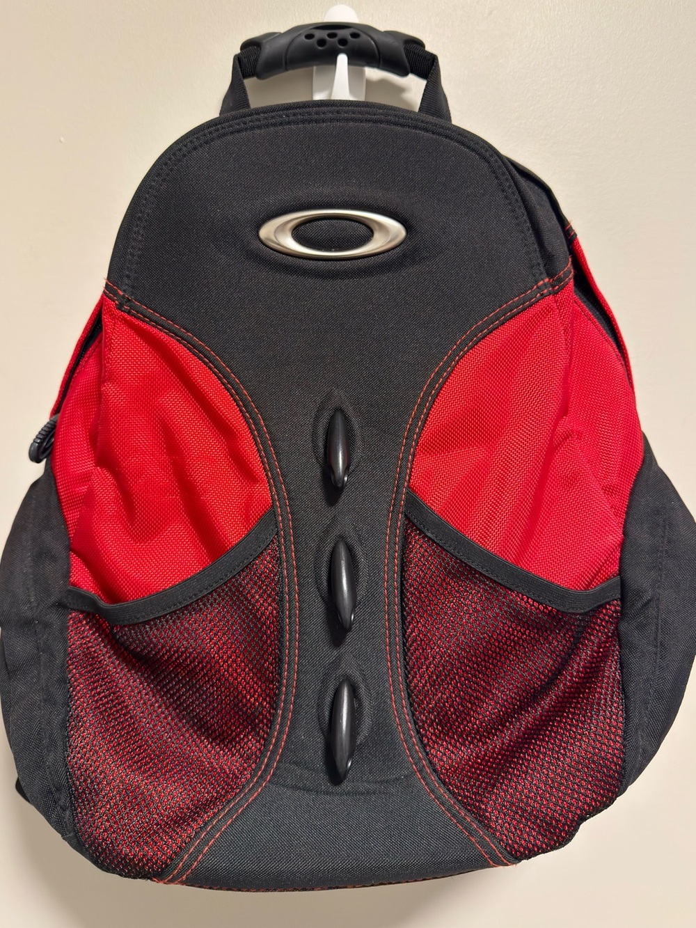 Y2k Oakley Software O Pack 2.0 "Spine" Mad scientist backpack